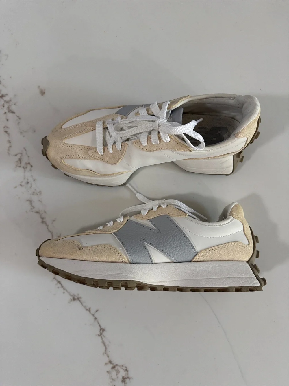 New Balance Women's White and Beige Retro-Style Sneakers